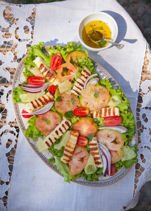 FATTOUSH CON HALLOUMI GRIGLIATO