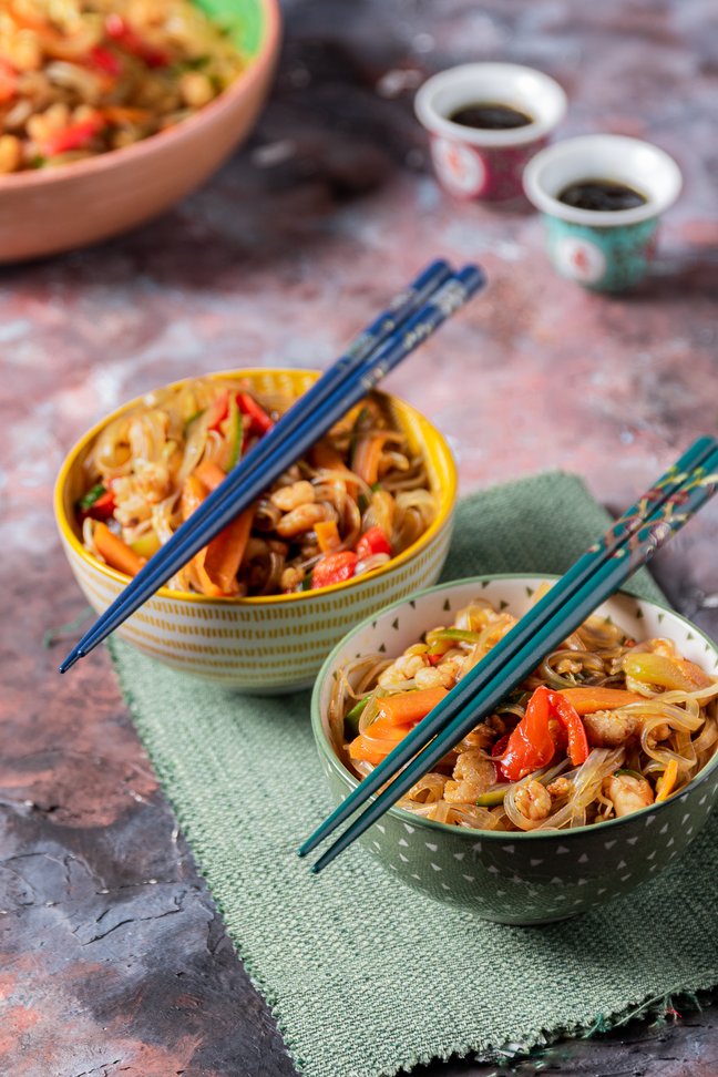 CIOTOLE DI NOODLES GAMBERI E VERDURE